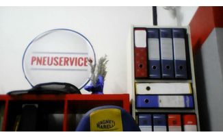 PNEUSERVICE SNC